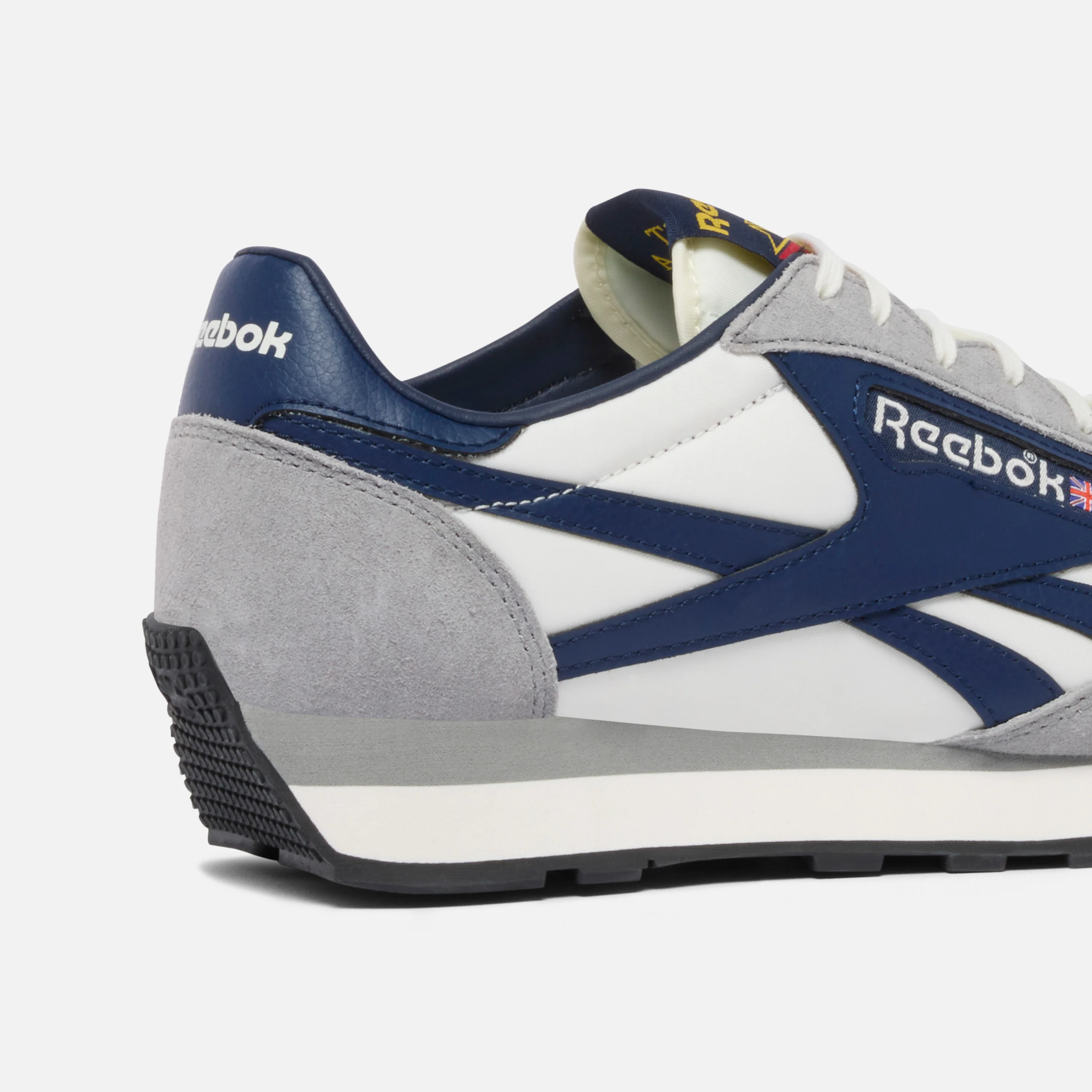 Aztec Ii Grey 3/Chalk/Vector Navy - Image 4
