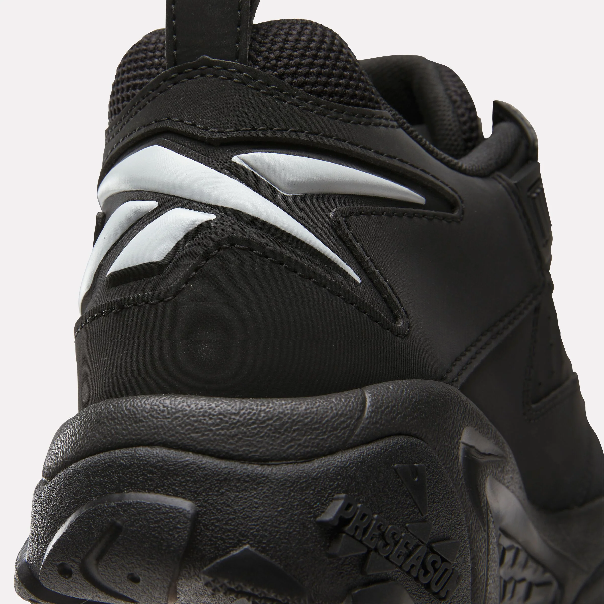 Brutus Low Black/Black/White - Image 6
