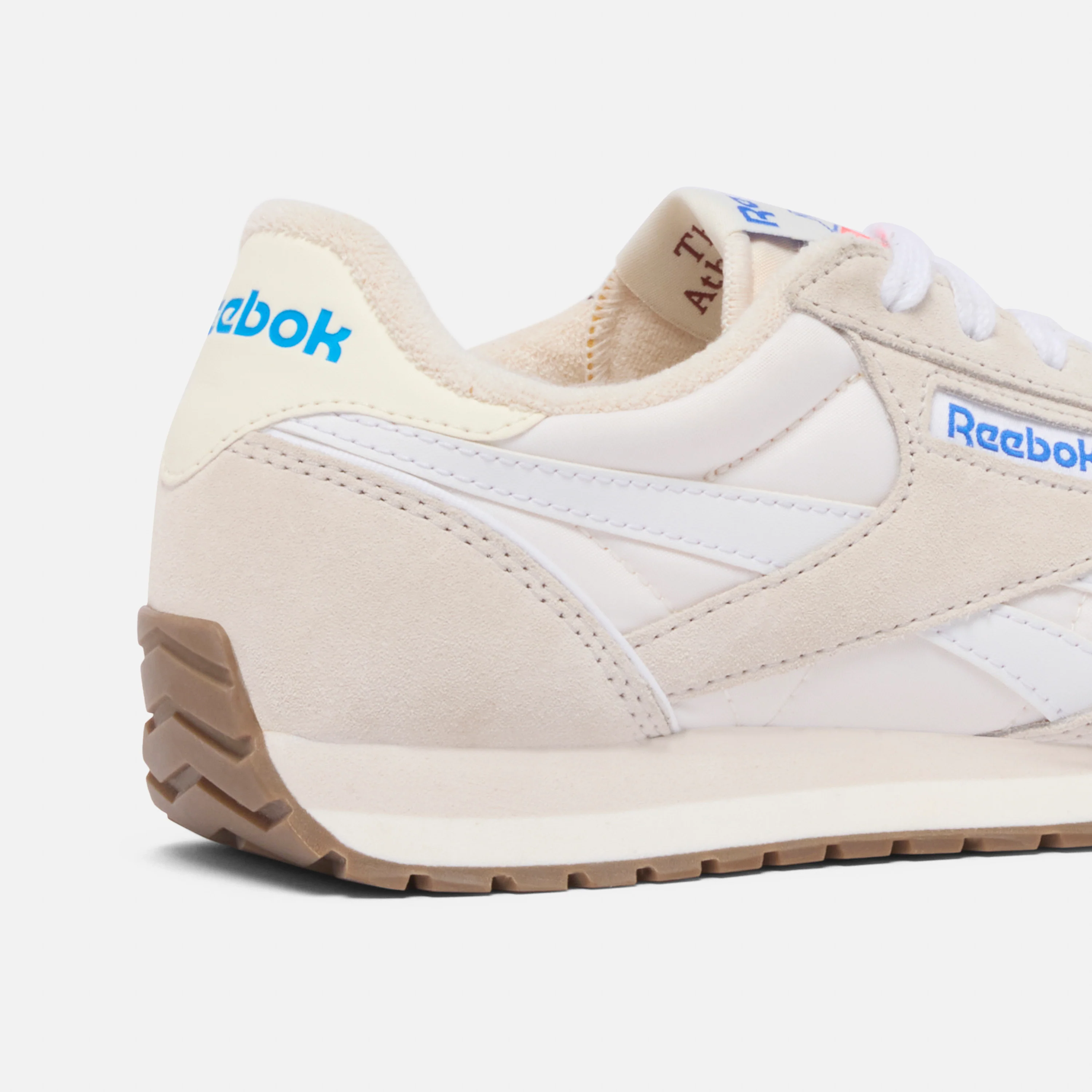 Classic Az White/Luxe Grey/Chalk - Image 4
