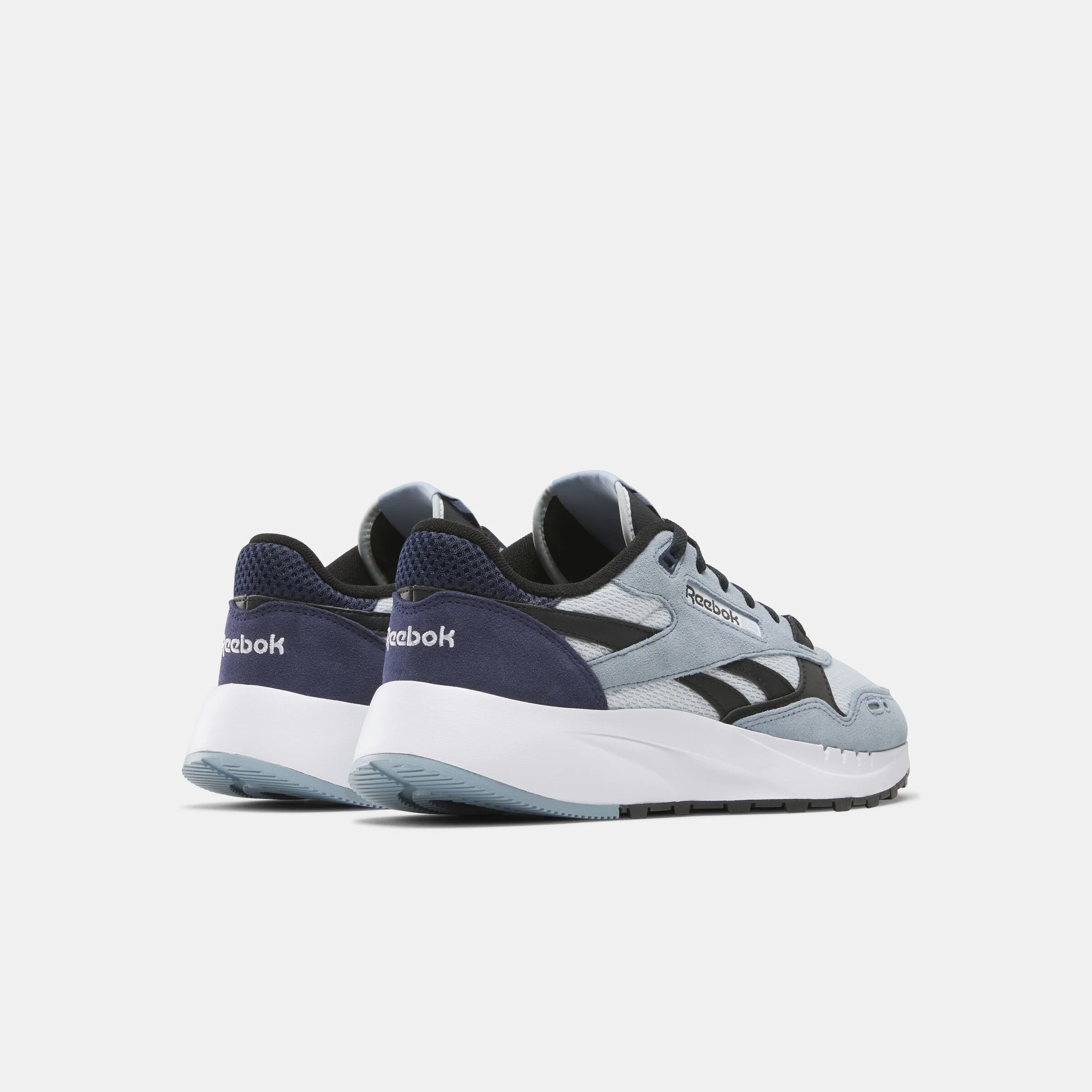 Classic Leather 2400 Moon/Black/Vector Navy - Image 4