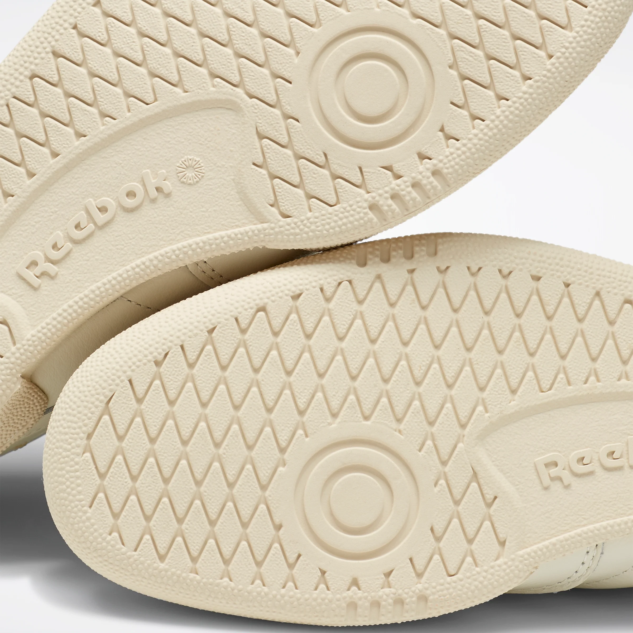 Club C 85 Vintage Shoes Top-Chalk/Paperwht/Glen Green - Image 7