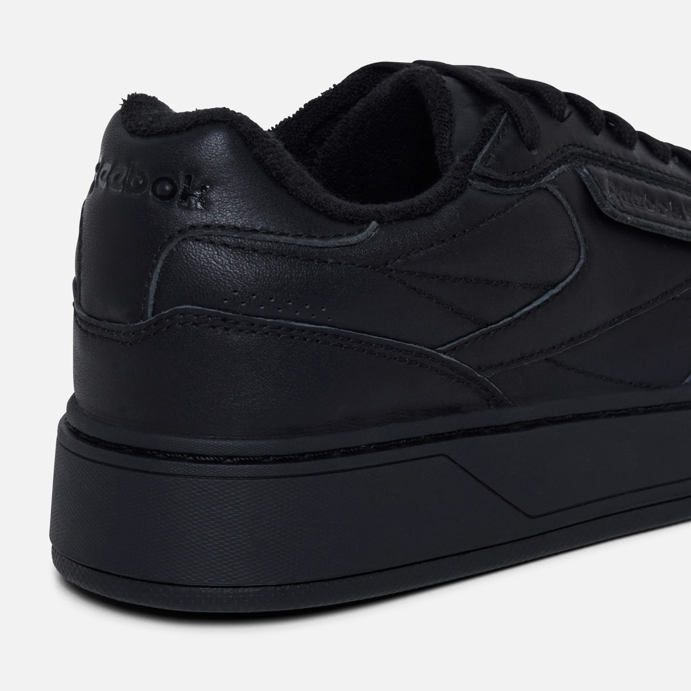 Club C Ltd Black/Black/Black - Image 6