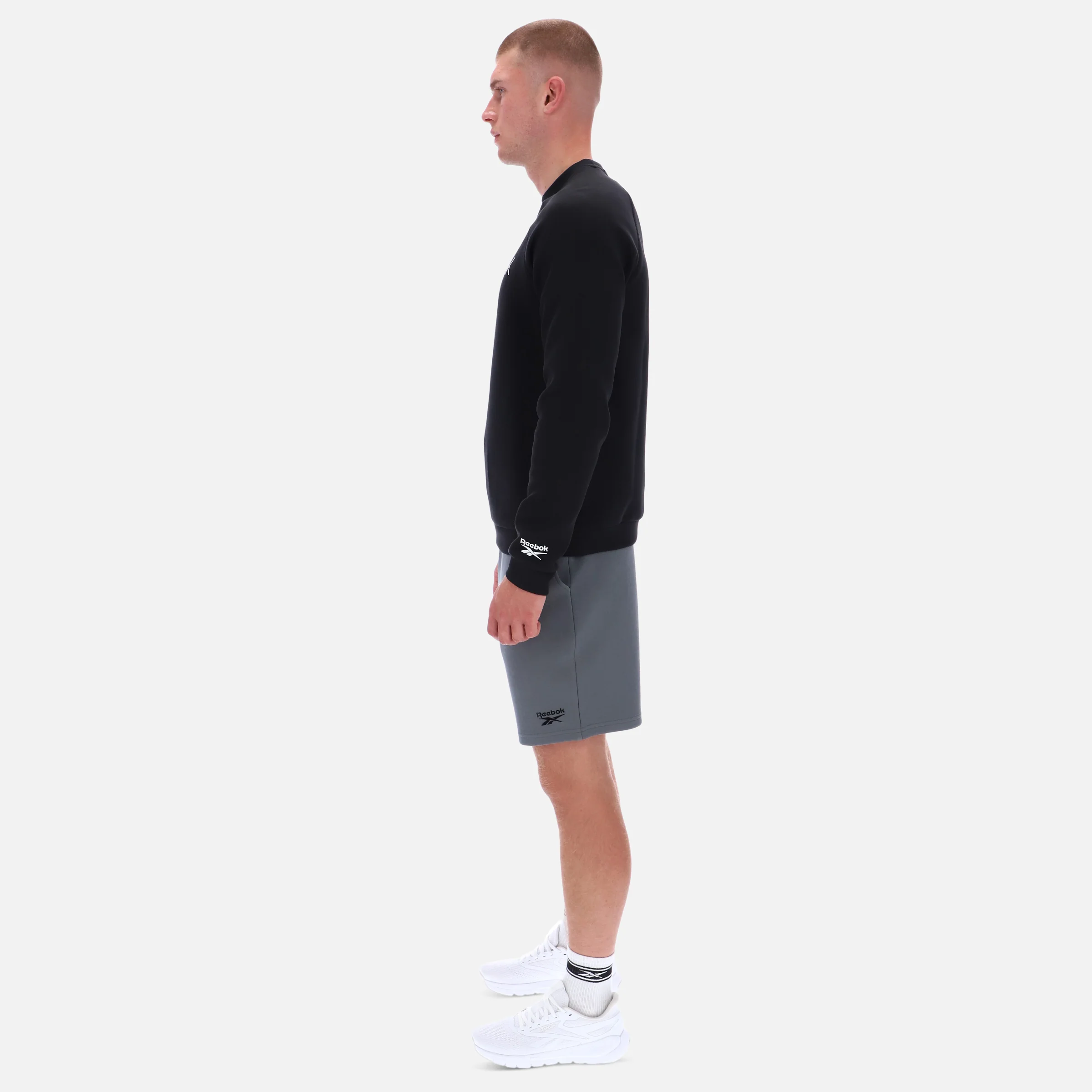 Core Graphic Sweatshirt Black - Image 6