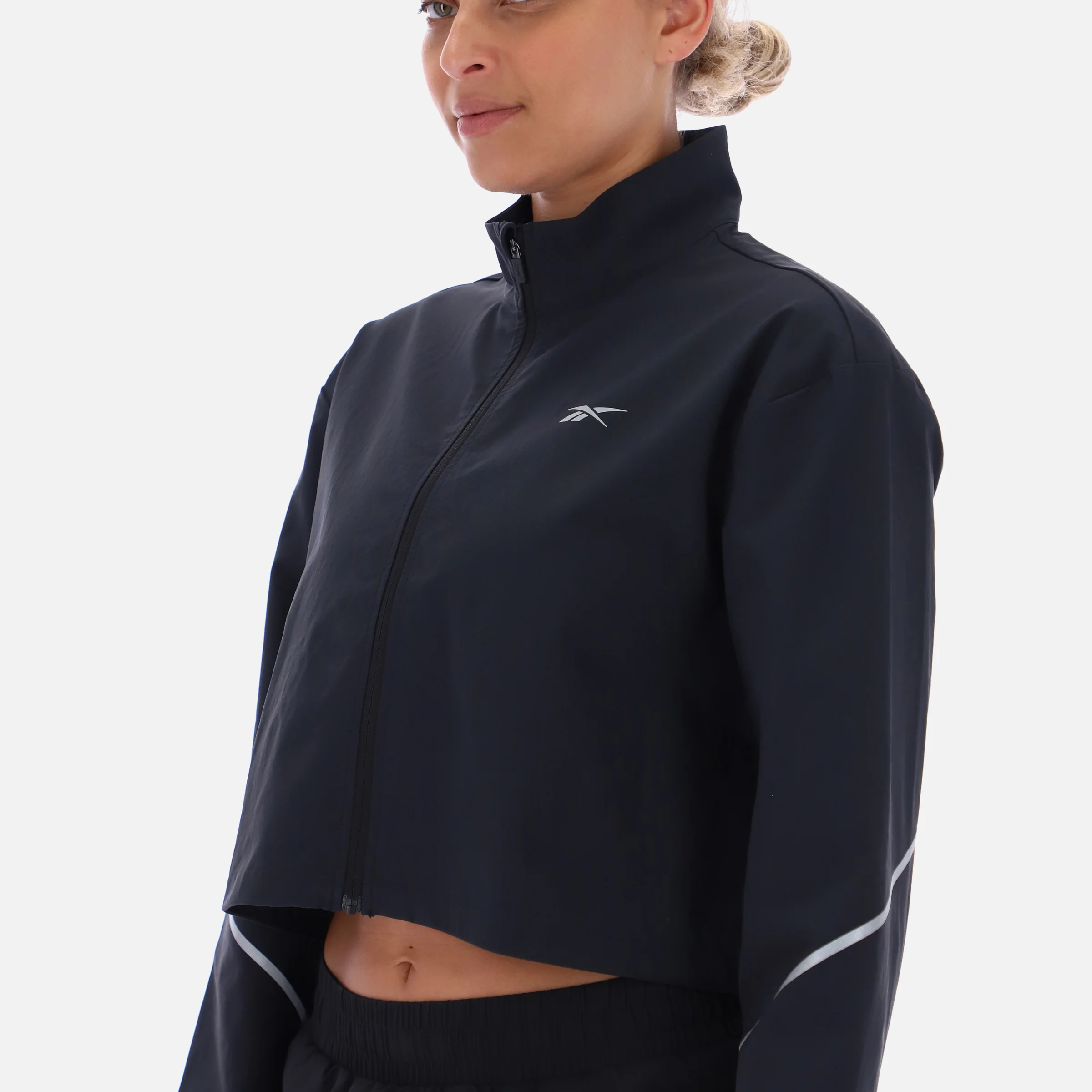 Cropped 1/4 Zip Windbreaker Black - Image 3