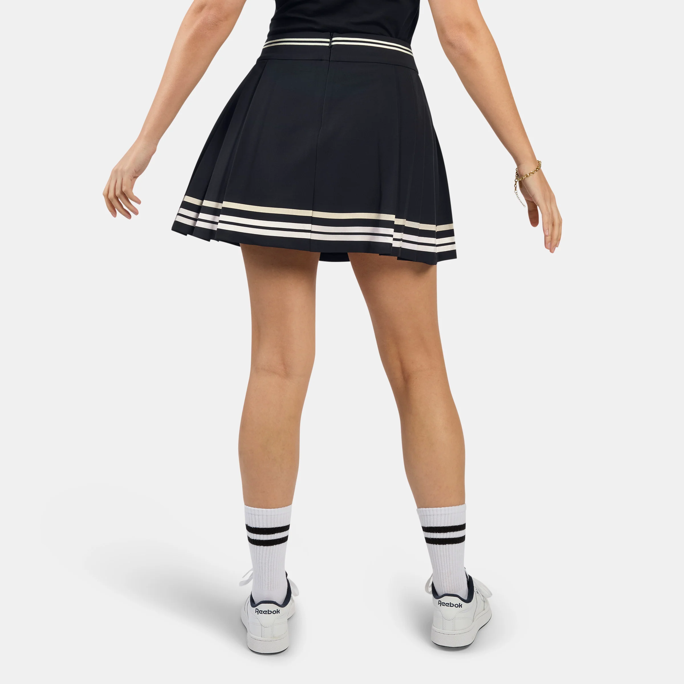 Lawn Club Skirt Black - Image 3