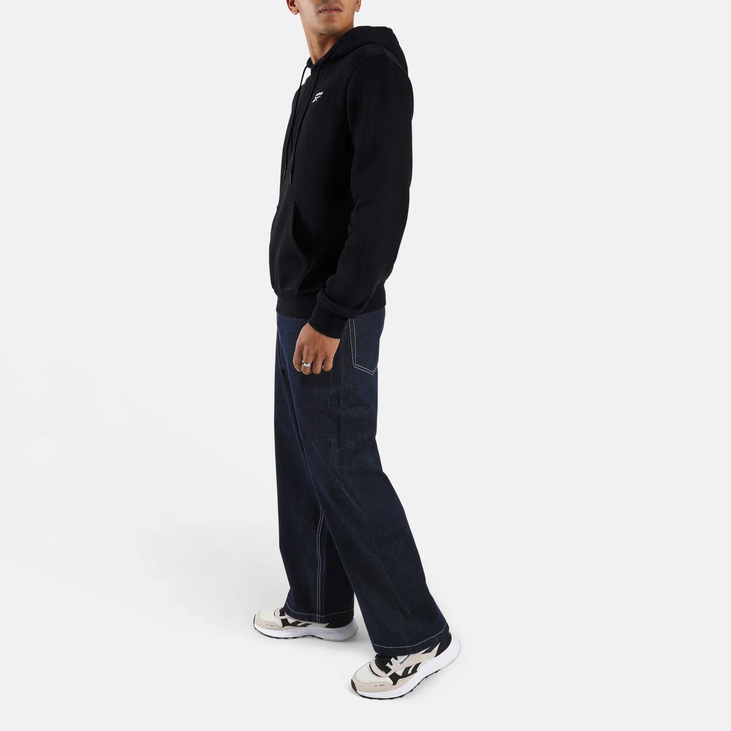 Noah Small Logo Hoody Black - Image 2