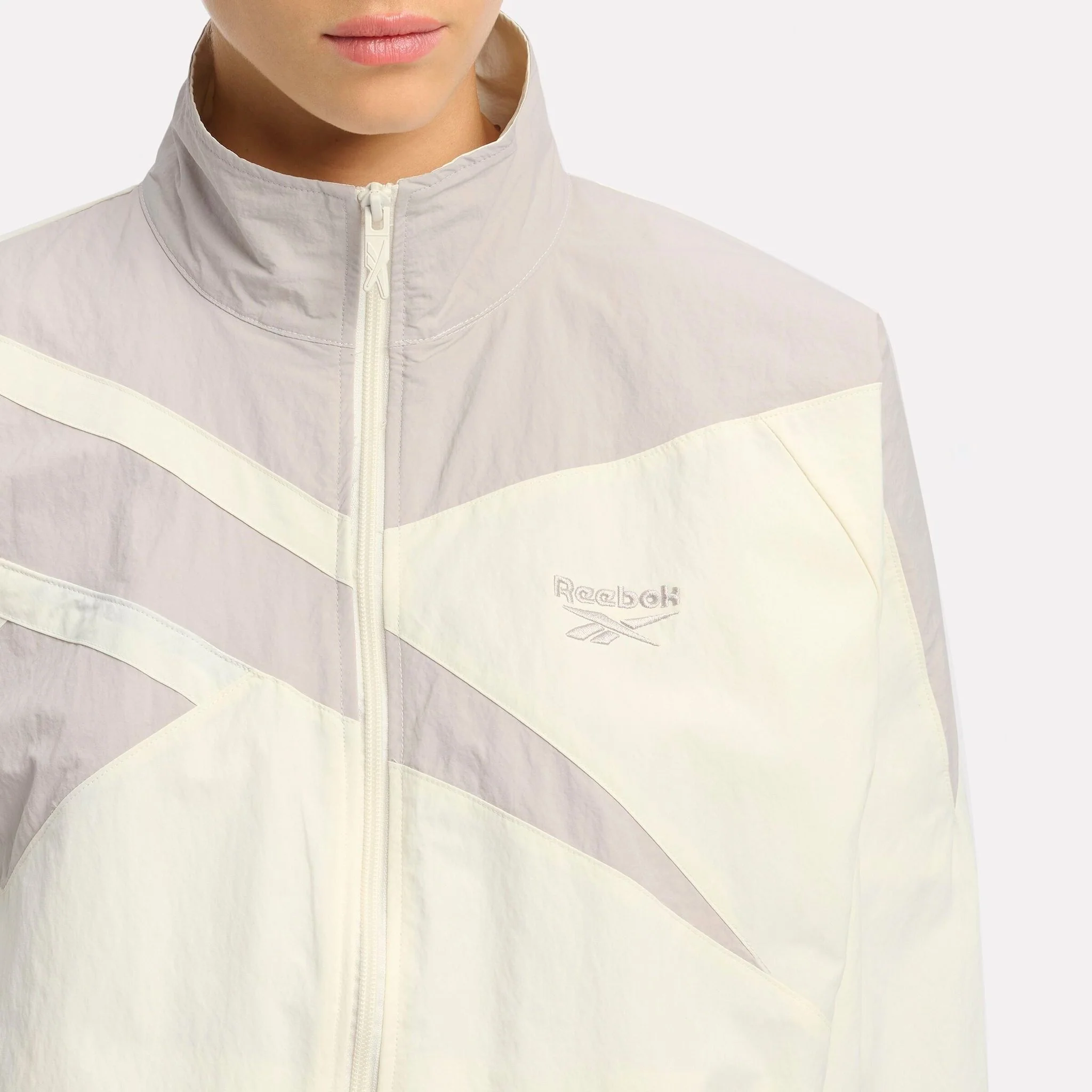 Open Hem Vector Track Jacket Chalk/Hazy Grey - Image 4