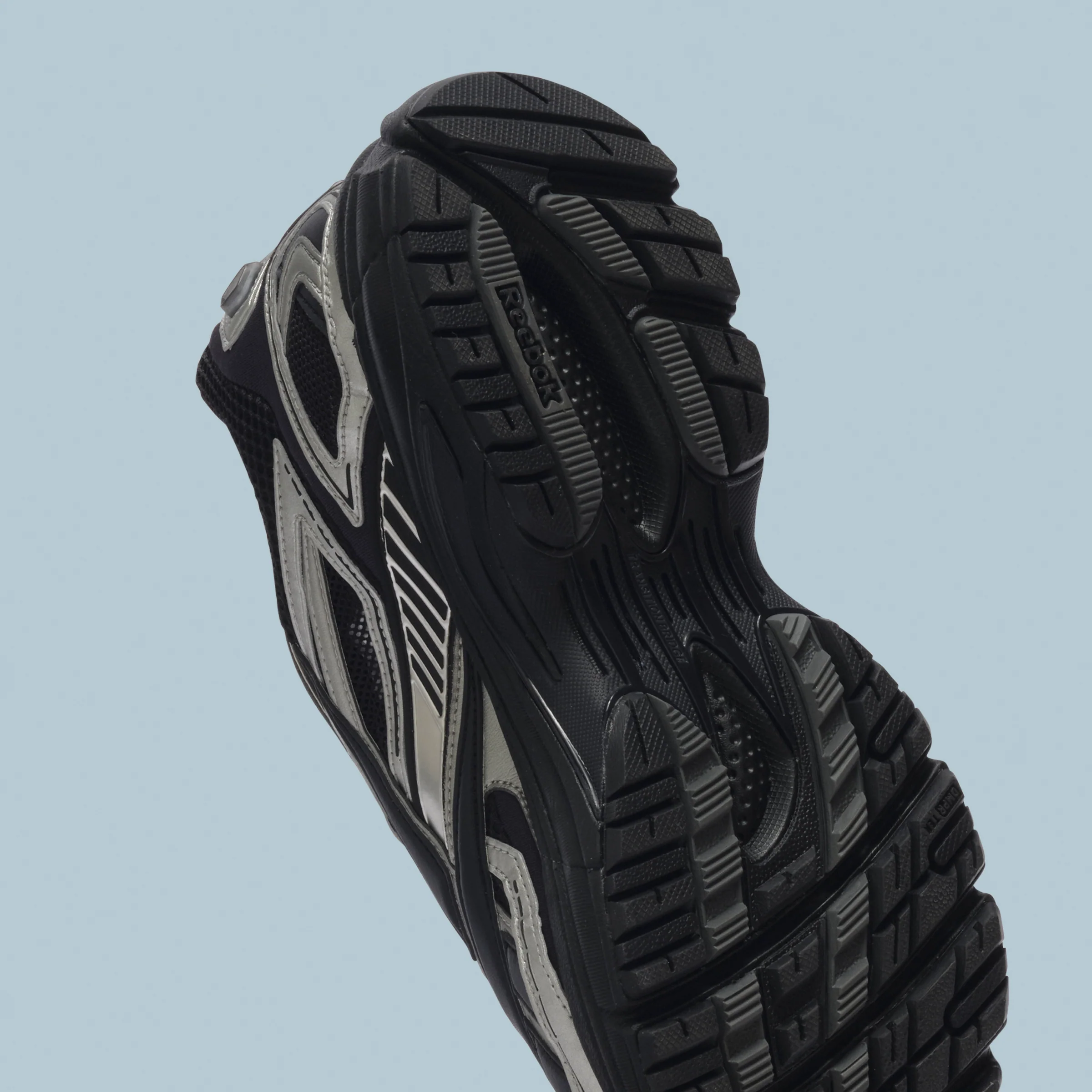 Premier Road Ultra Black Metallic - Image 4