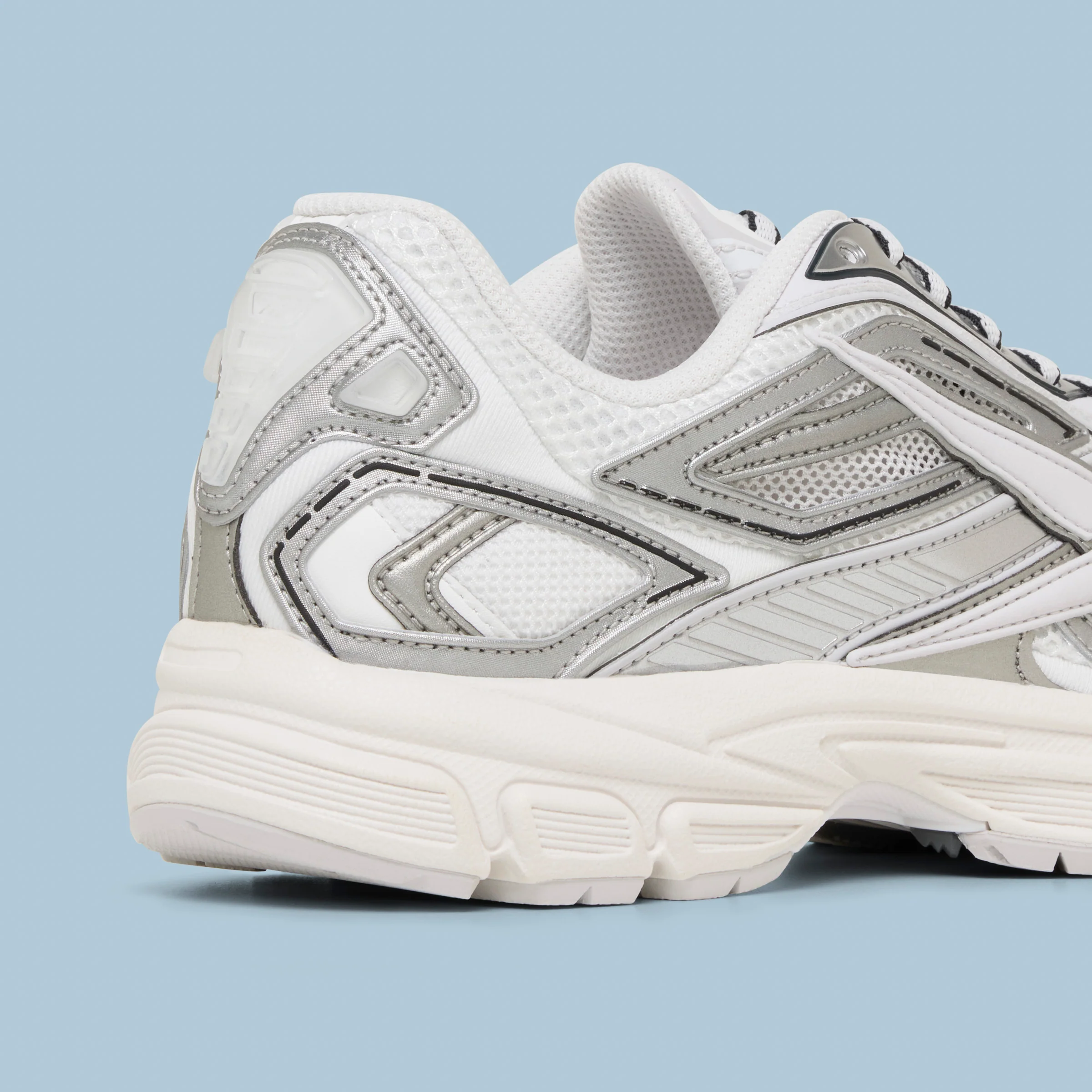 Premier Road Ultra White Metallic - Image 4