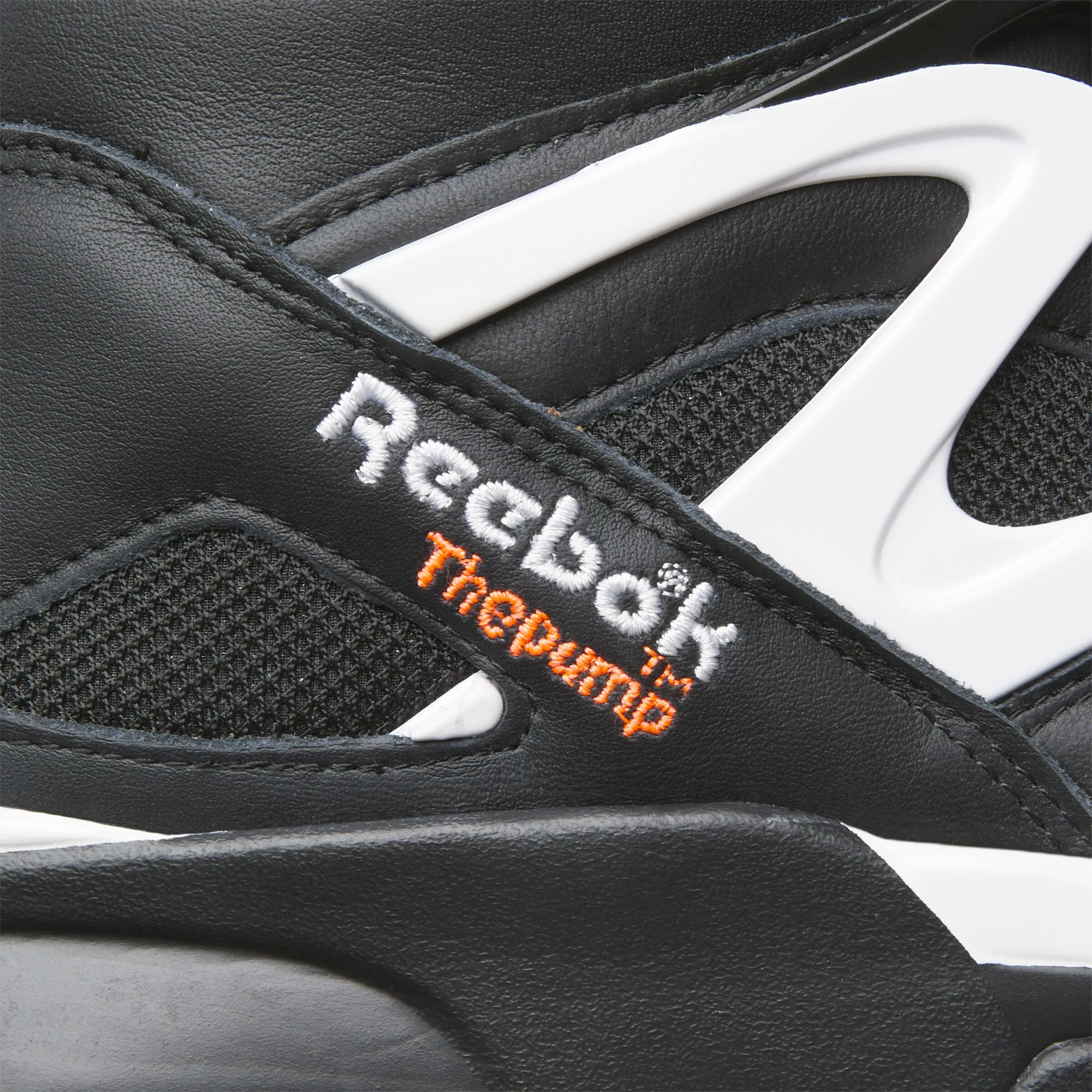 Pump Omni Zone Ii White/Black/Wild Orange - Image 7