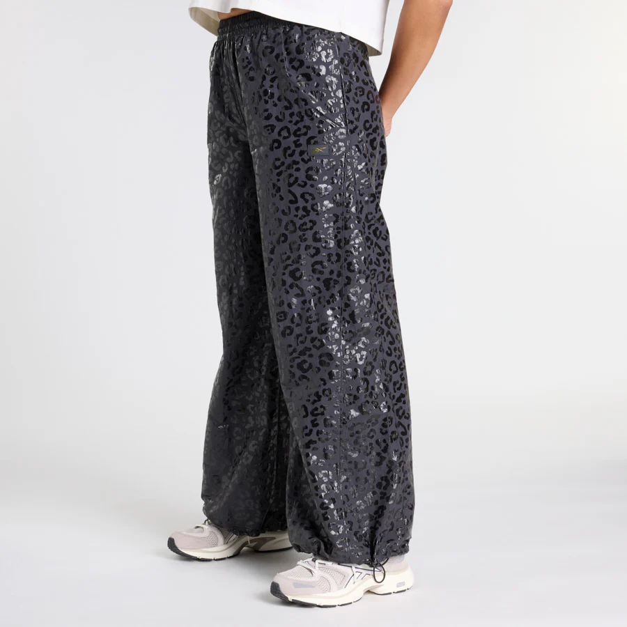 Reebok X Angel Reese Women's Hoop Pant Washed Black - Image 3