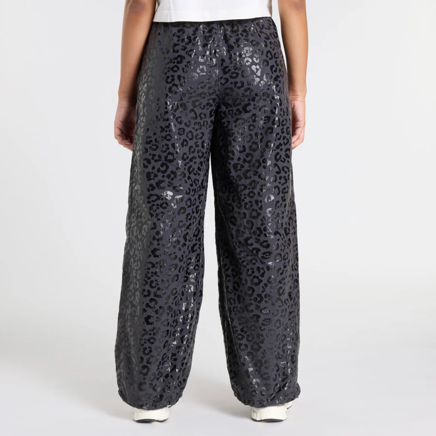 Reebok X Angel Reese Women's Hoop Pant Washed Black - Image 4