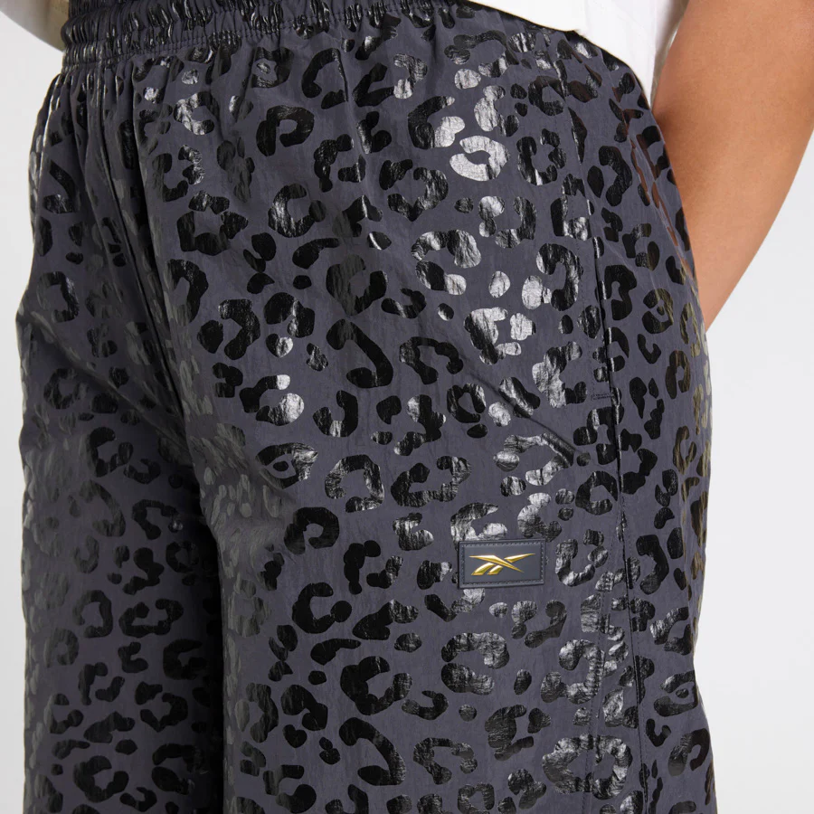 Reebok X Angel Reese Women's Hoop Pant Washed Black - Image 5