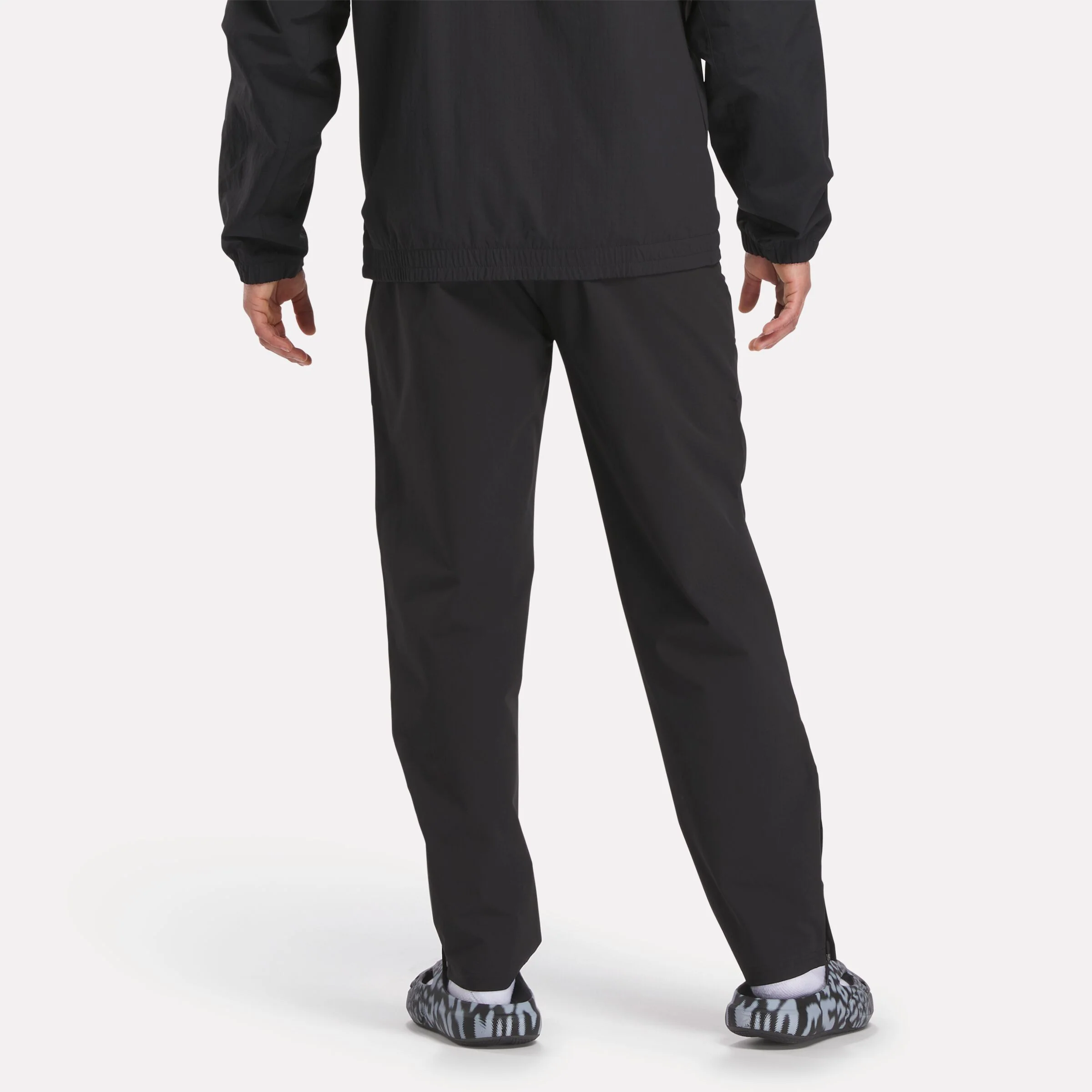 Rbk.b Trackpant Black/Grey 6/White - Image 3