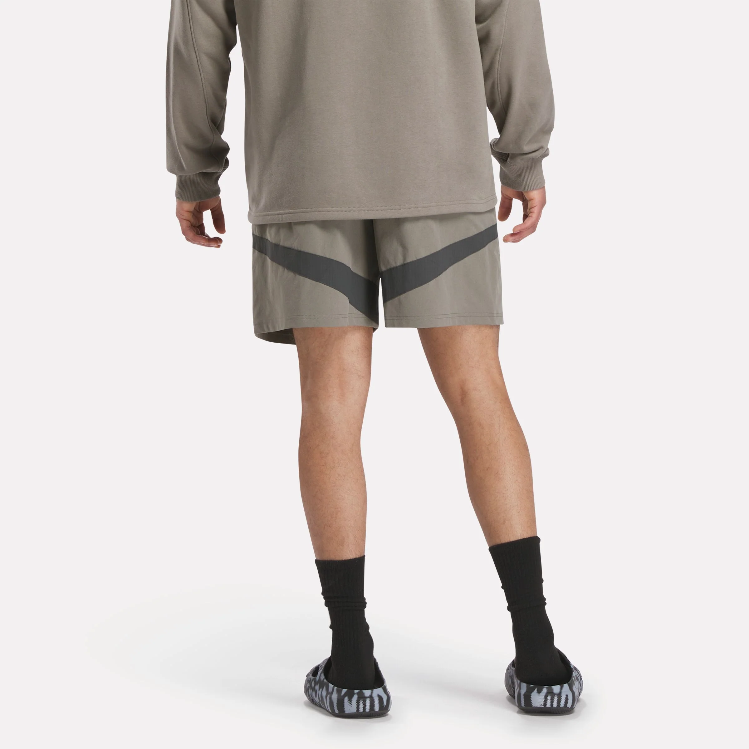 Rbk.b Woven Short Still Grey/Escape Grey/Grey 6 - Image 3