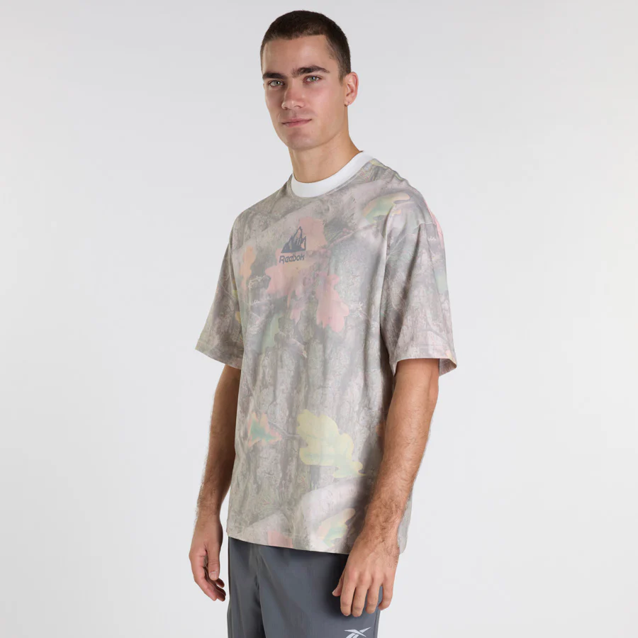 Rbk Market Aop Tee Black - Image 3