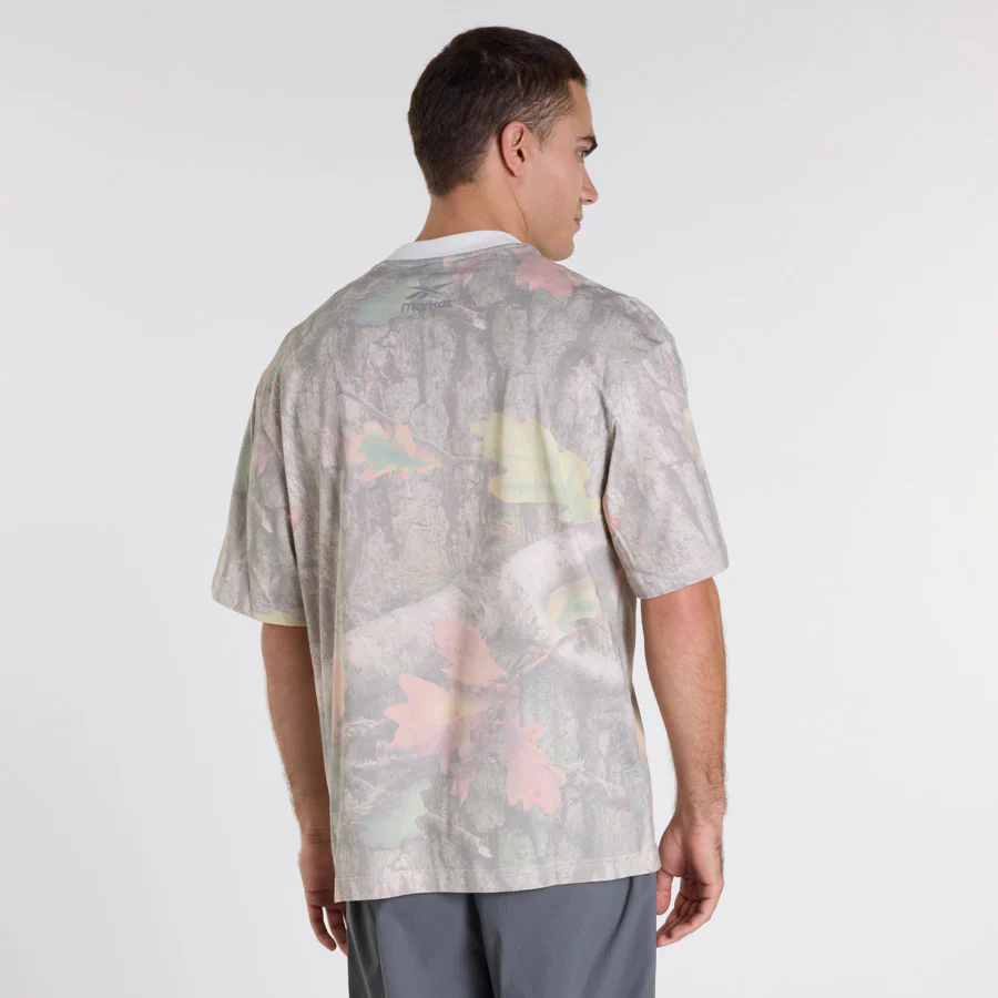 Rbk Market Aop Tee Black - Image 4