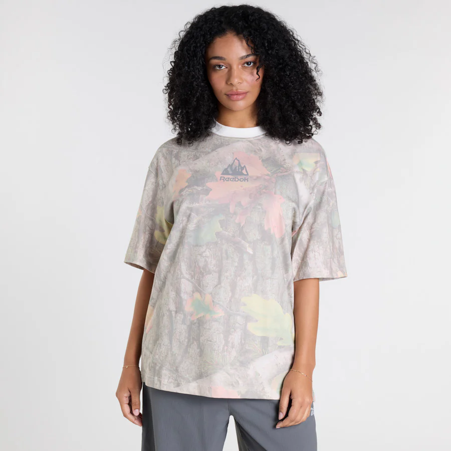 Rbk Market Aop Tee Black - Image 8