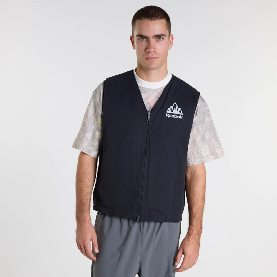 Rbk Market Reversible Vest Black - Image 8