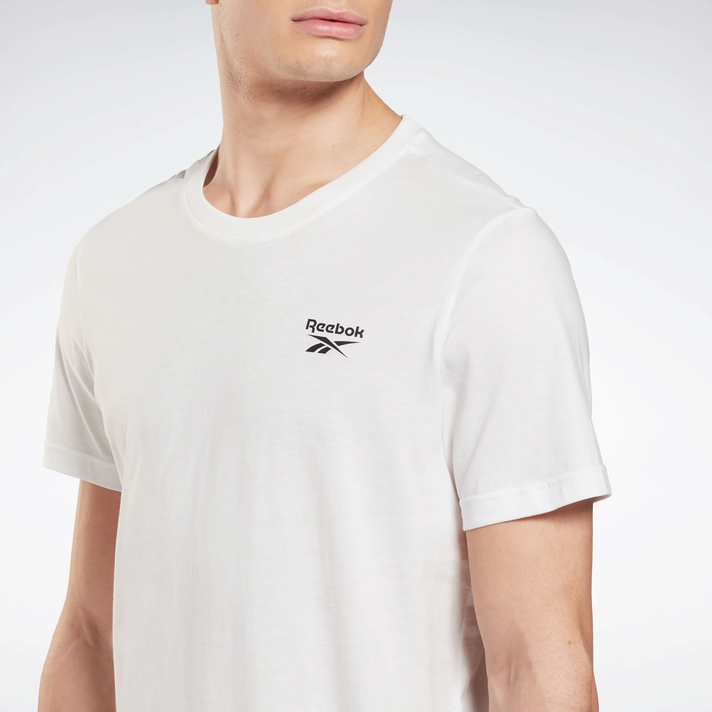 Reebok Identity Classics T-Shirt White - Image 4