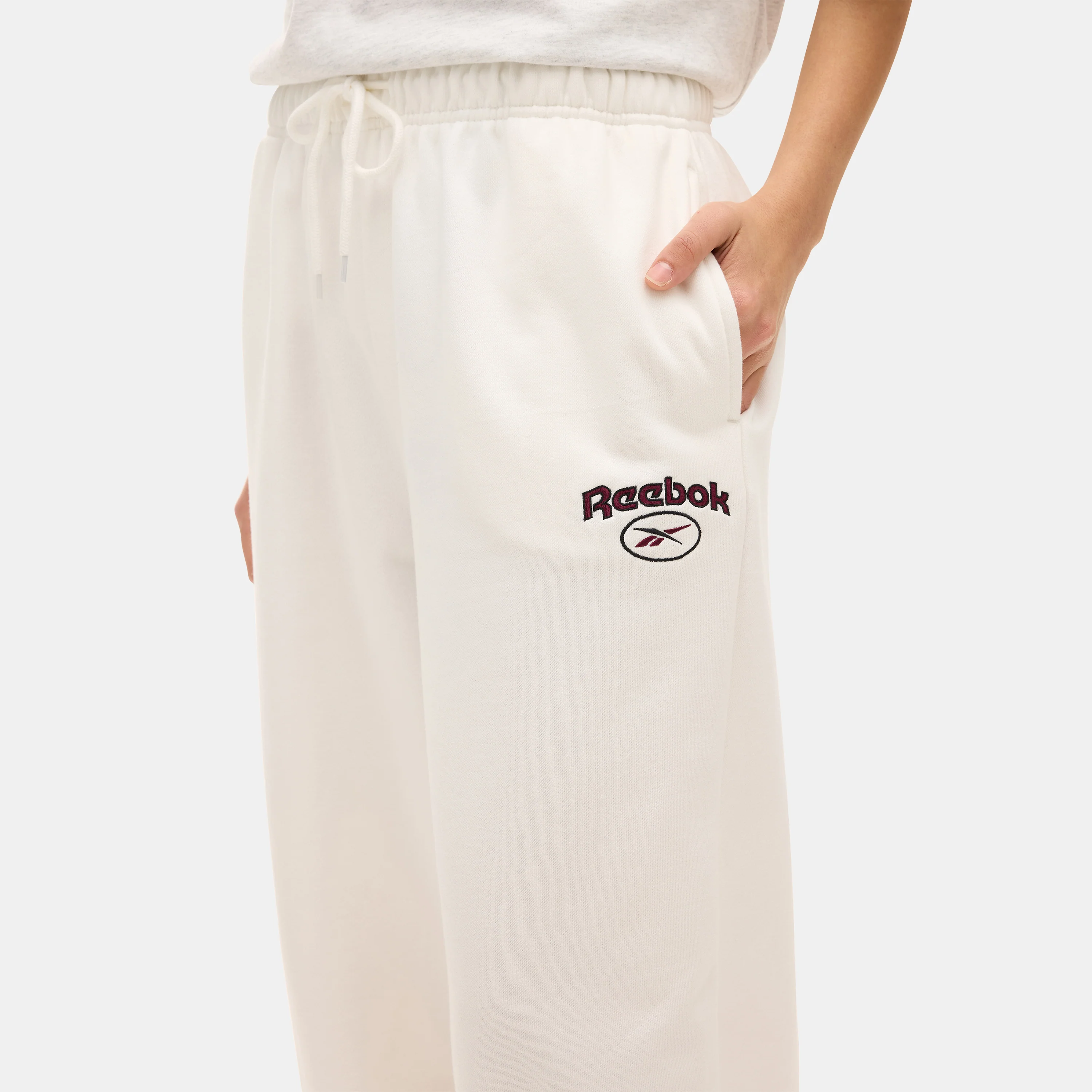 Track Club 2.0 Trackpant Cream/Mahogany - Image 4