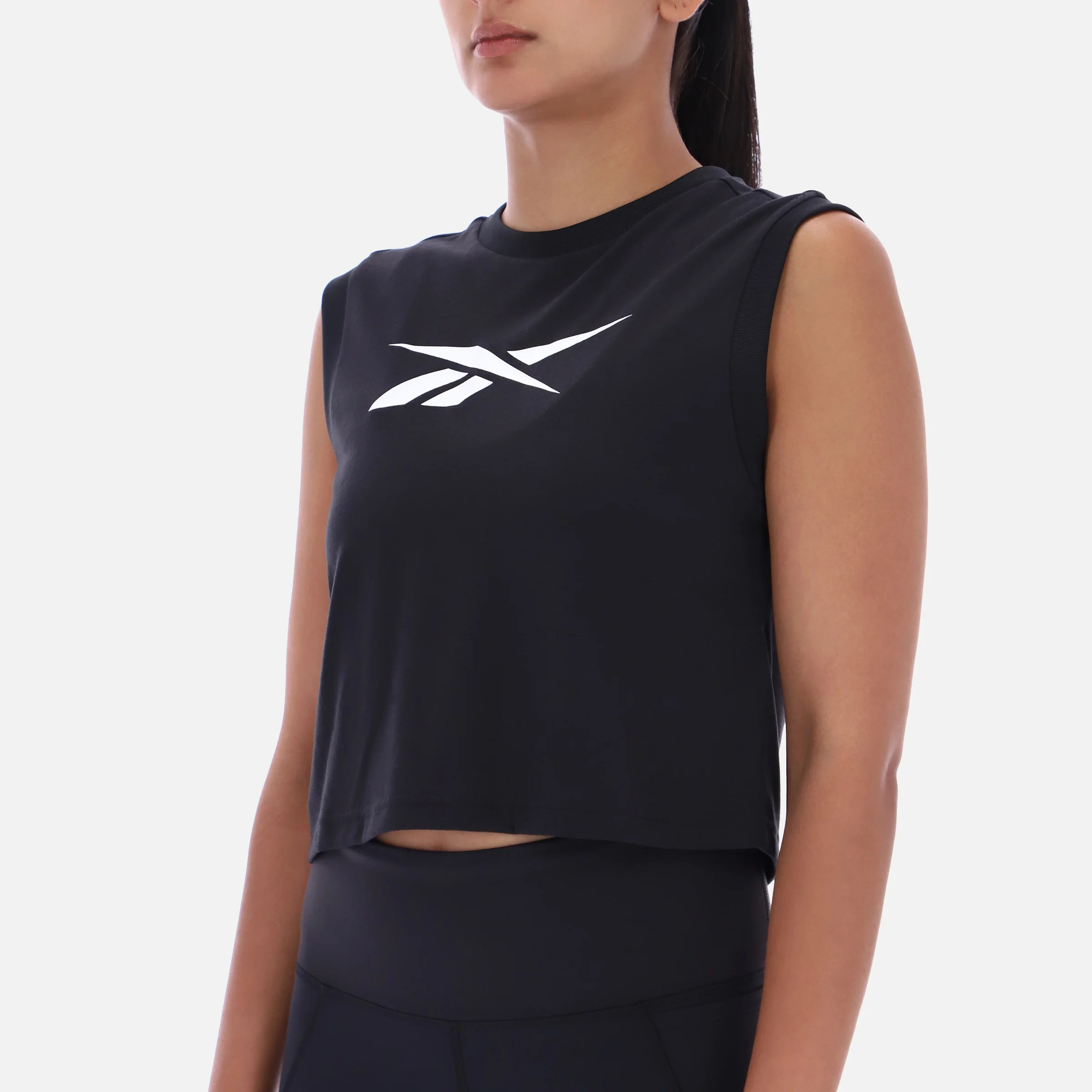 Train Core Boxy Tank Black - Image 3