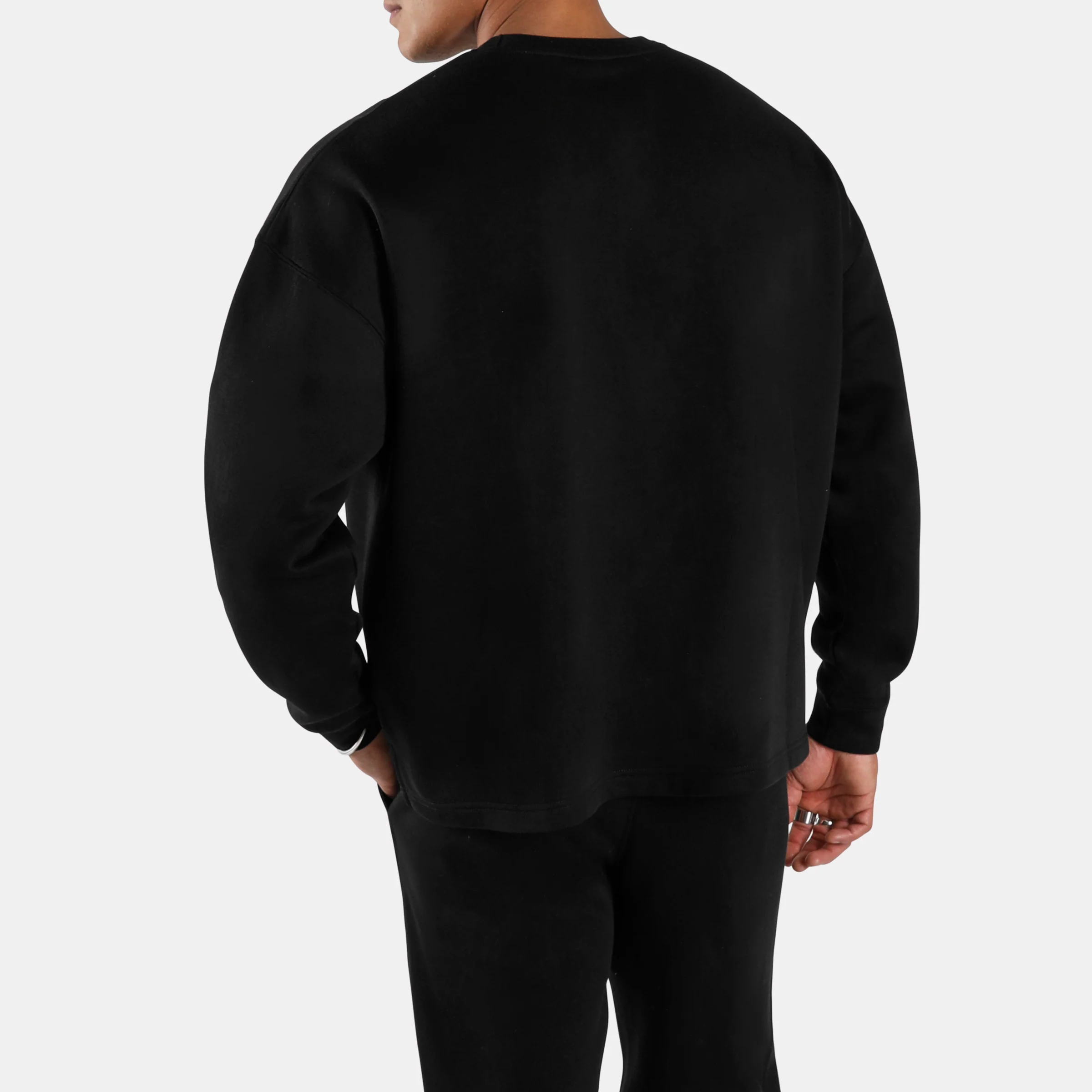 Wardrobe Essentials Sweatshirt Black - Image 3